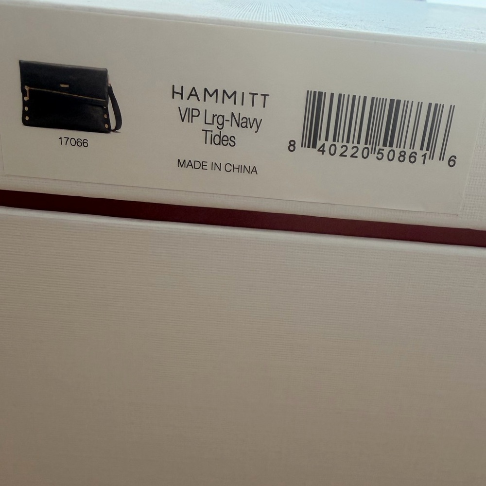Hammitt VIP Lrg in Navy/Gold - Picture 7 of 8